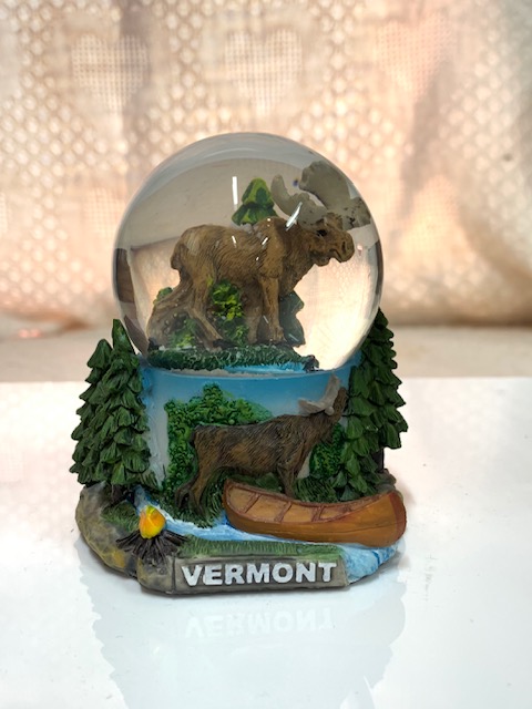 Moose Snowglobe • Weston Village Store